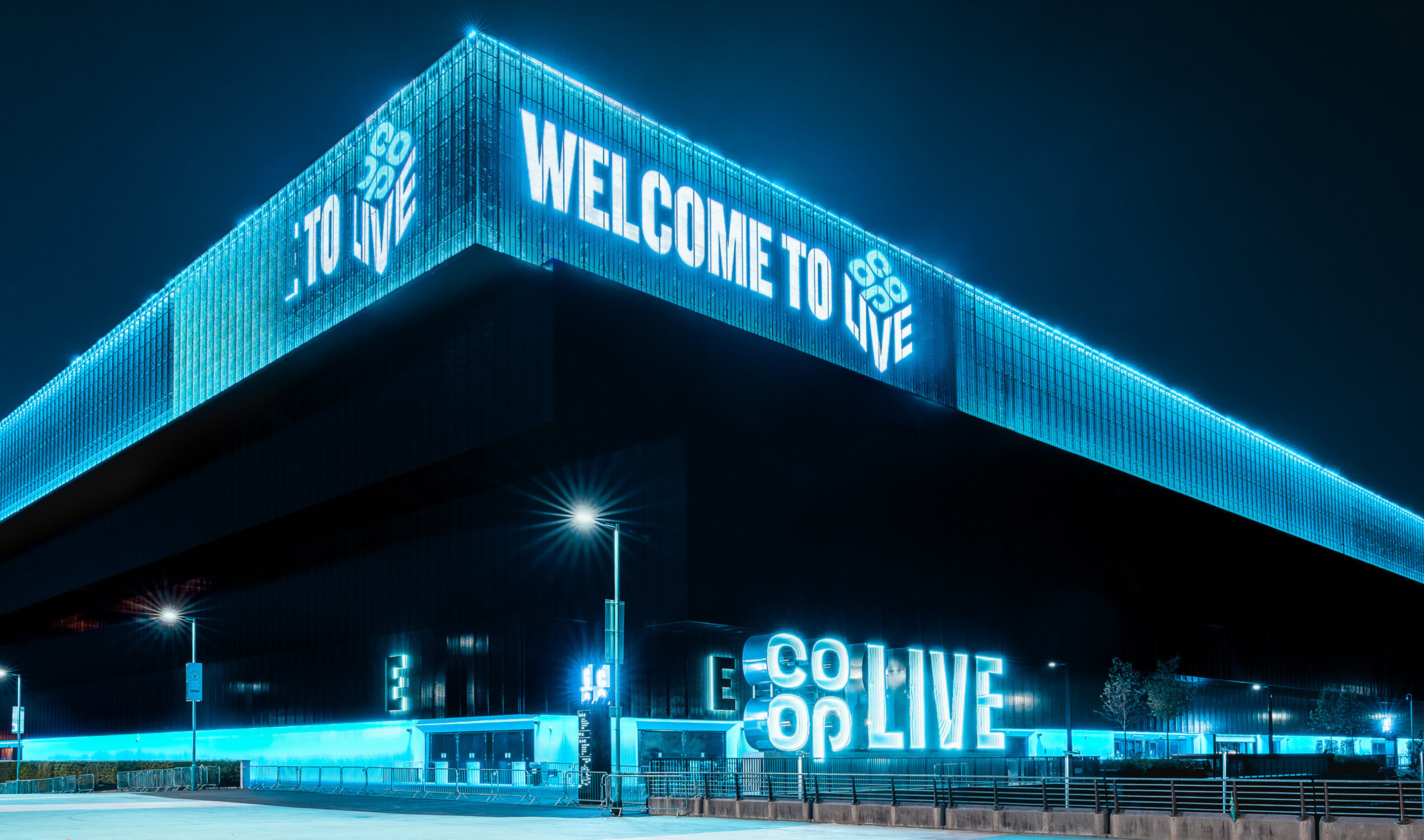 Co_Op-Live_External_160_LNDSC