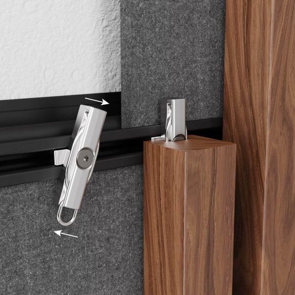 Sculptform Swivel Clip