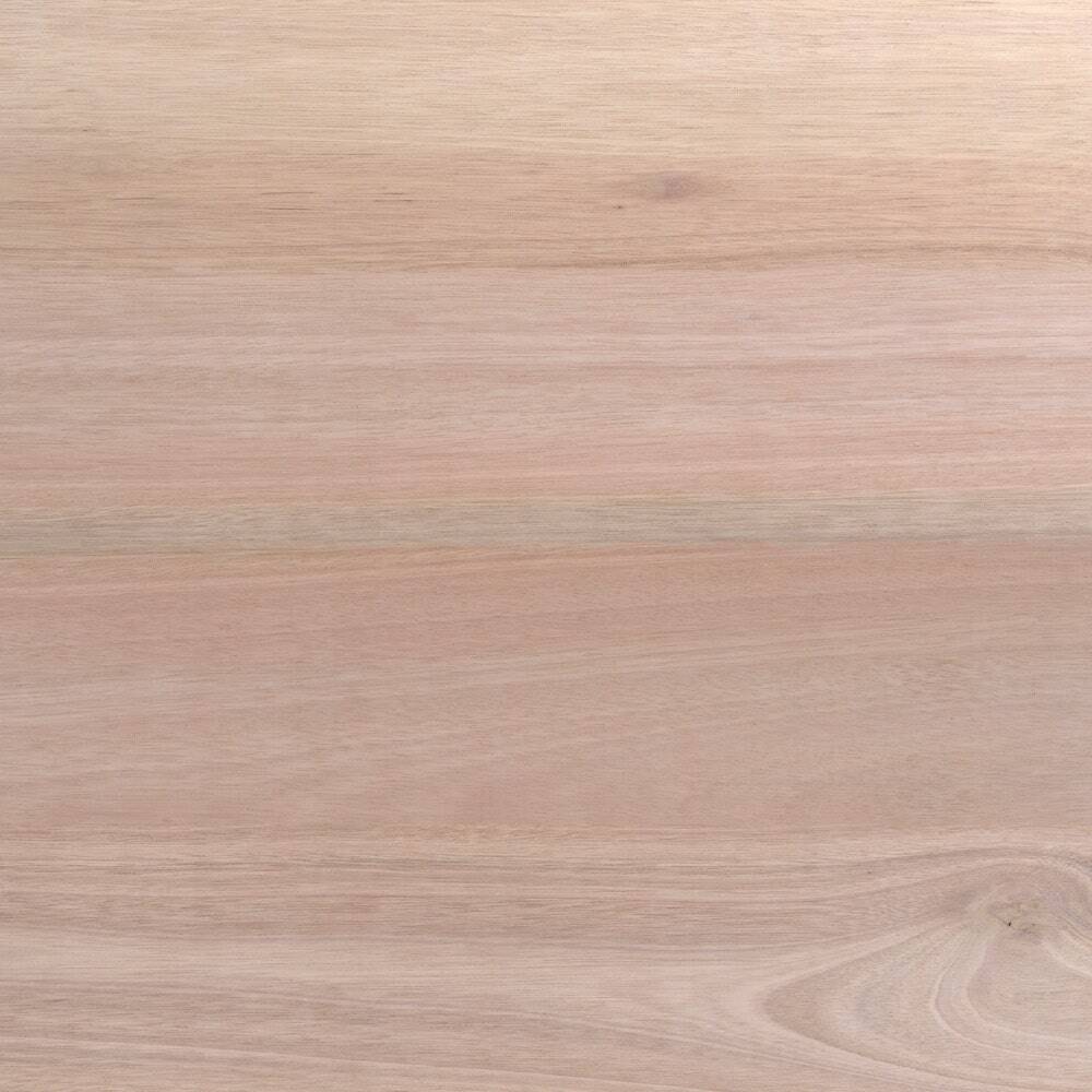 Sculptform.28.02.25_1917 (White Wash Stain Grandis)-min