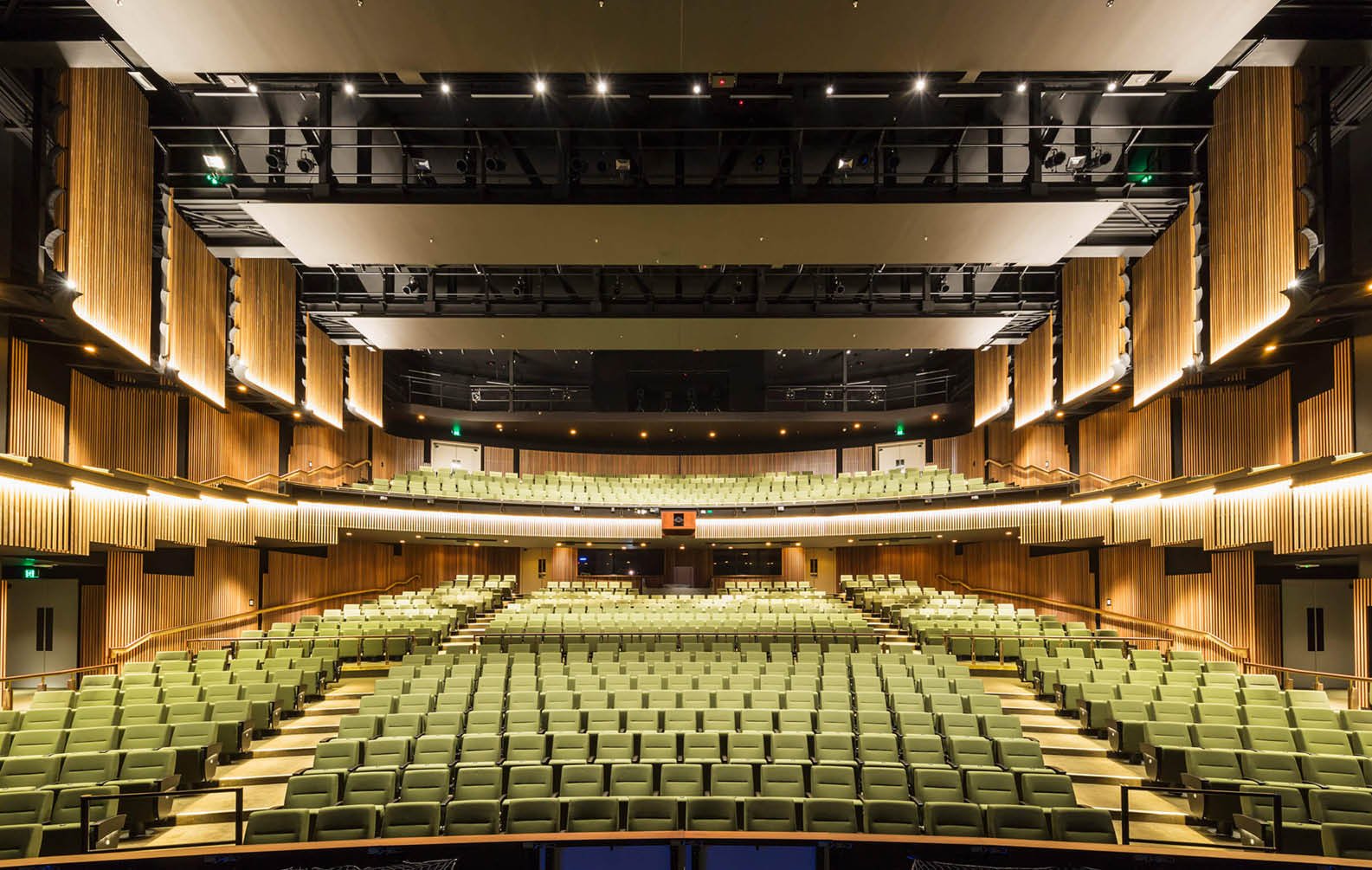 cairns-performing-arts-centre_04