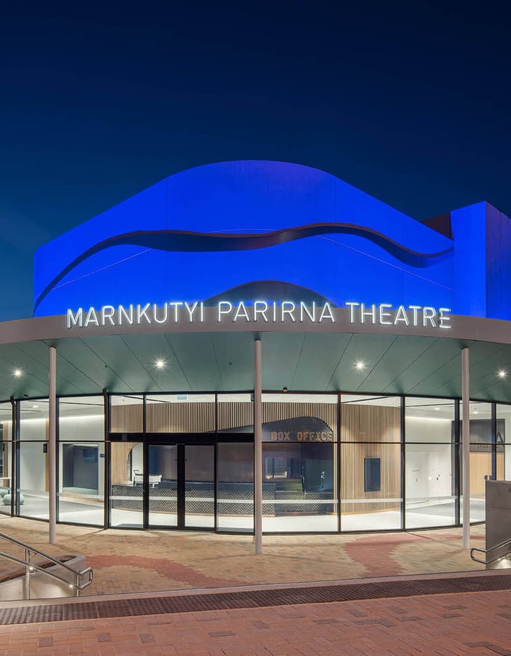 click-on-batten-features-in-marnkutyi-parirna-theatre_03