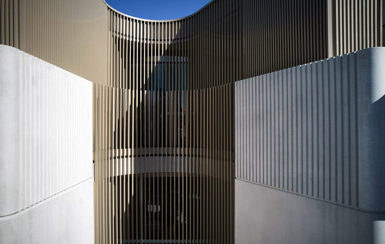 click-on-systems-facade-at-ramsgate_08