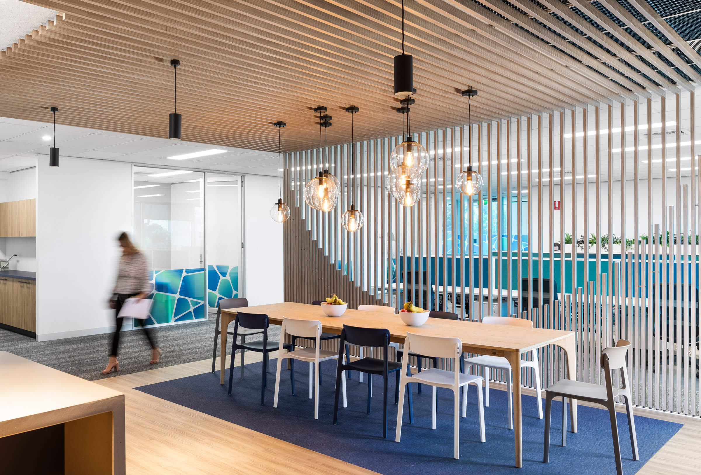 Aluminium Click-on Screens as an Office divider