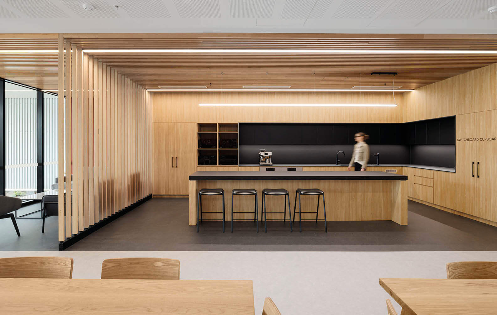 deakin-university-manufutures_04