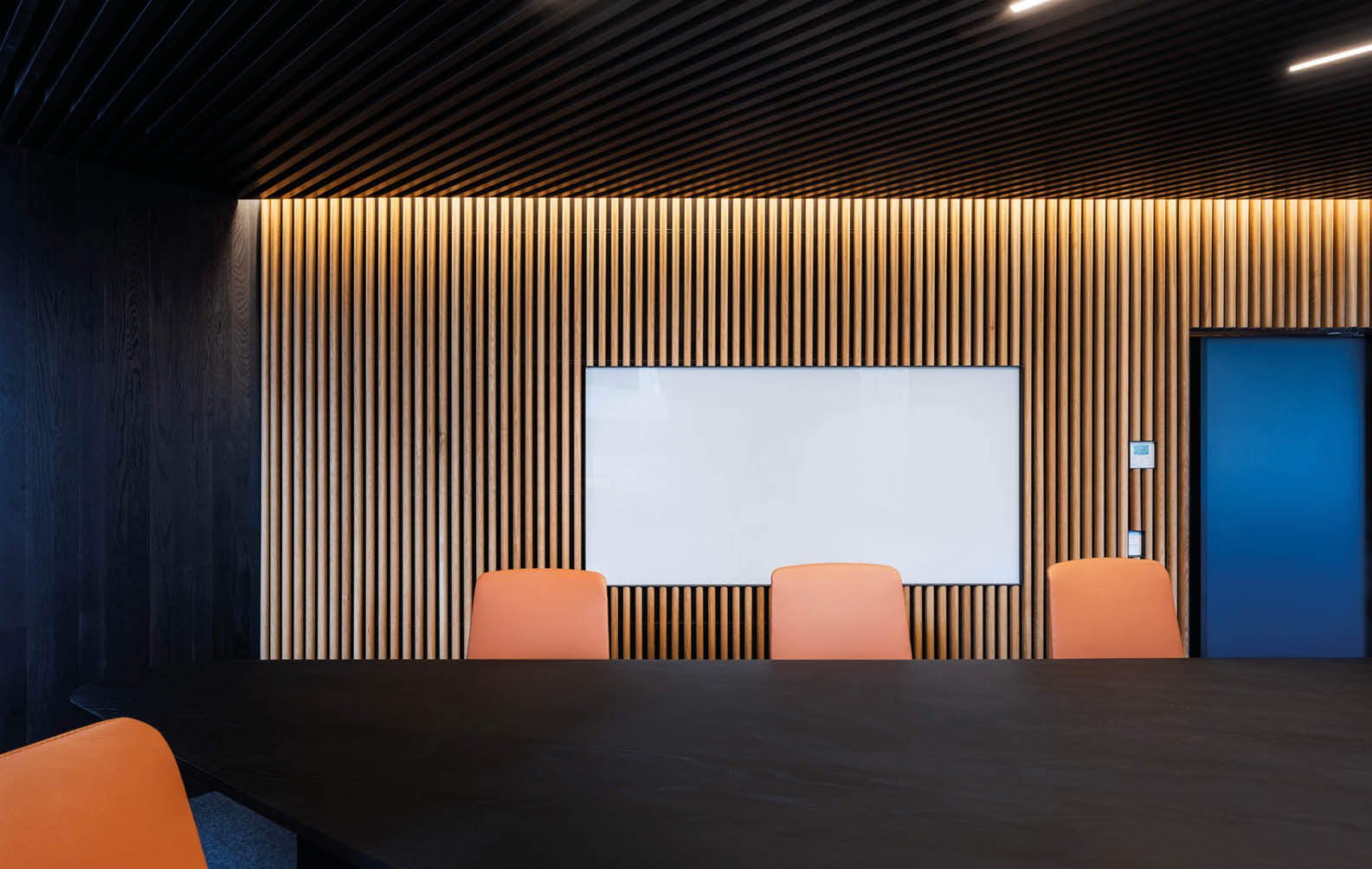 discover-every-nook-of-our-design-studio_08