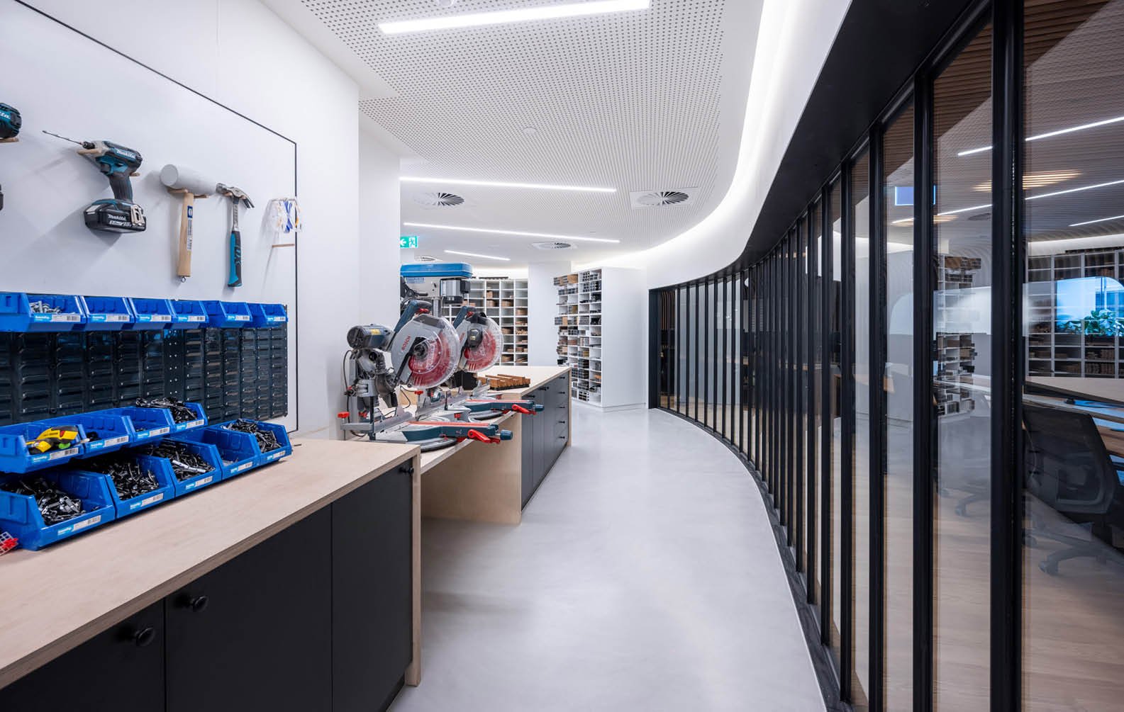 discover-every-nook-of-our-design-studio_11