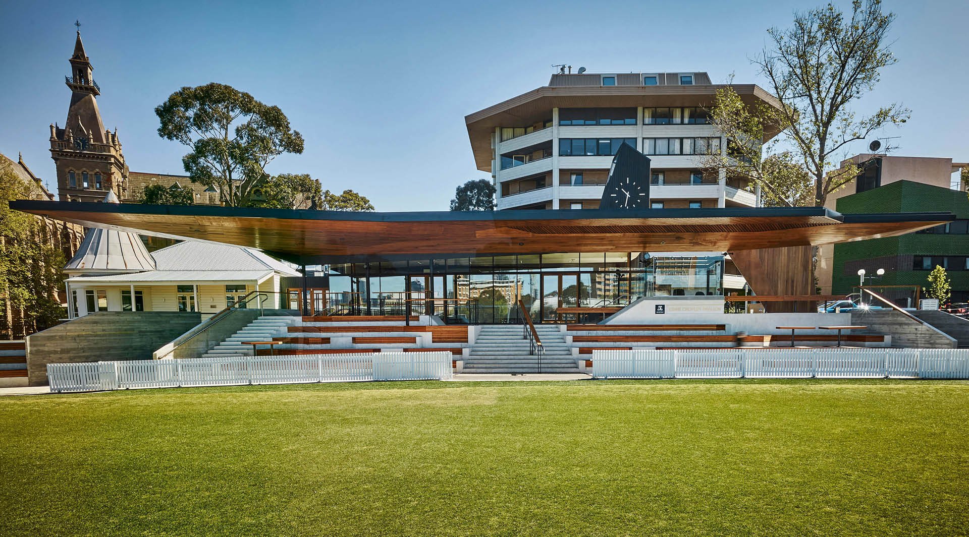 ernie-cropley-pavilion_01