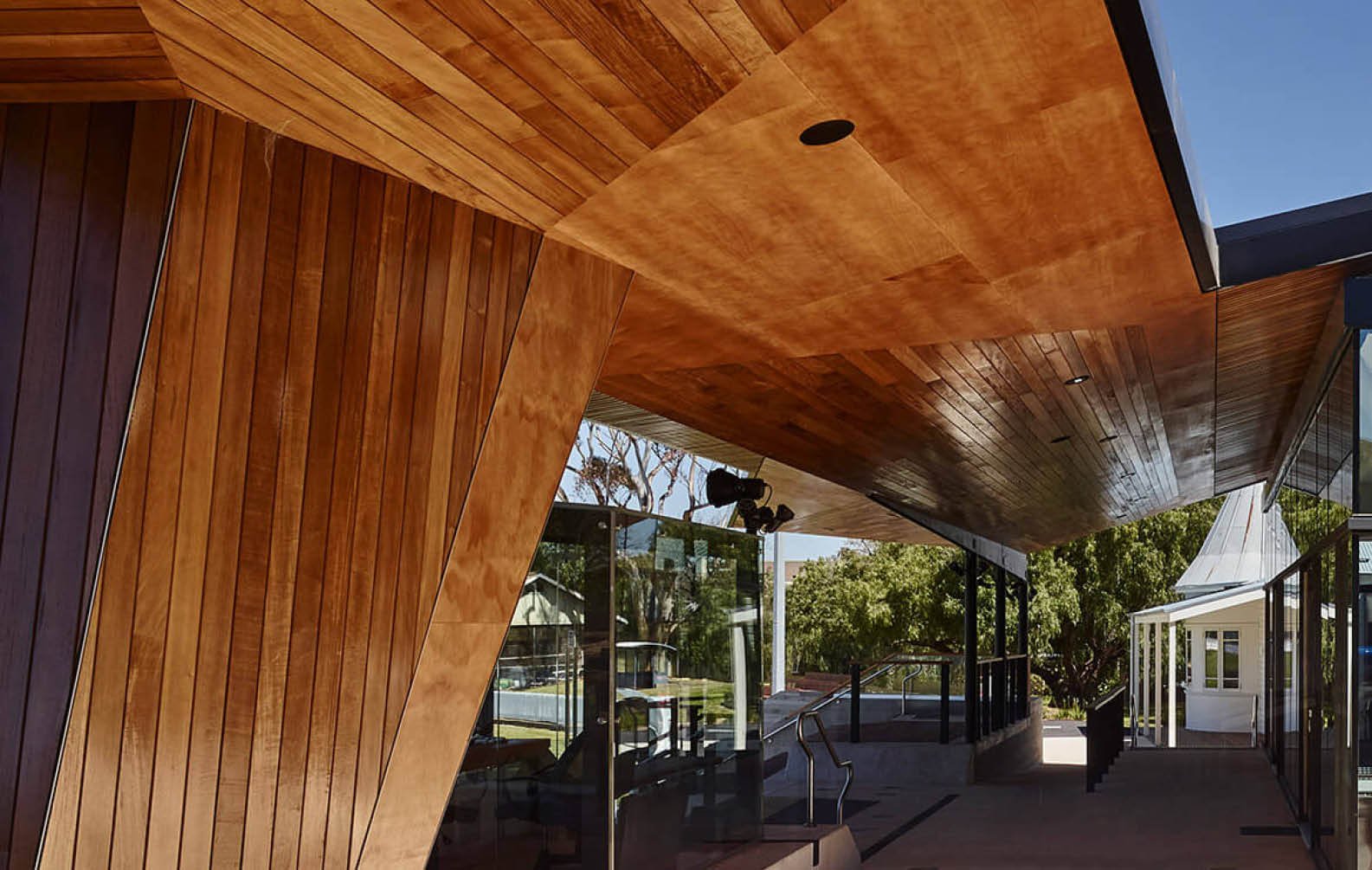 ernie-cropley-pavilion_05
