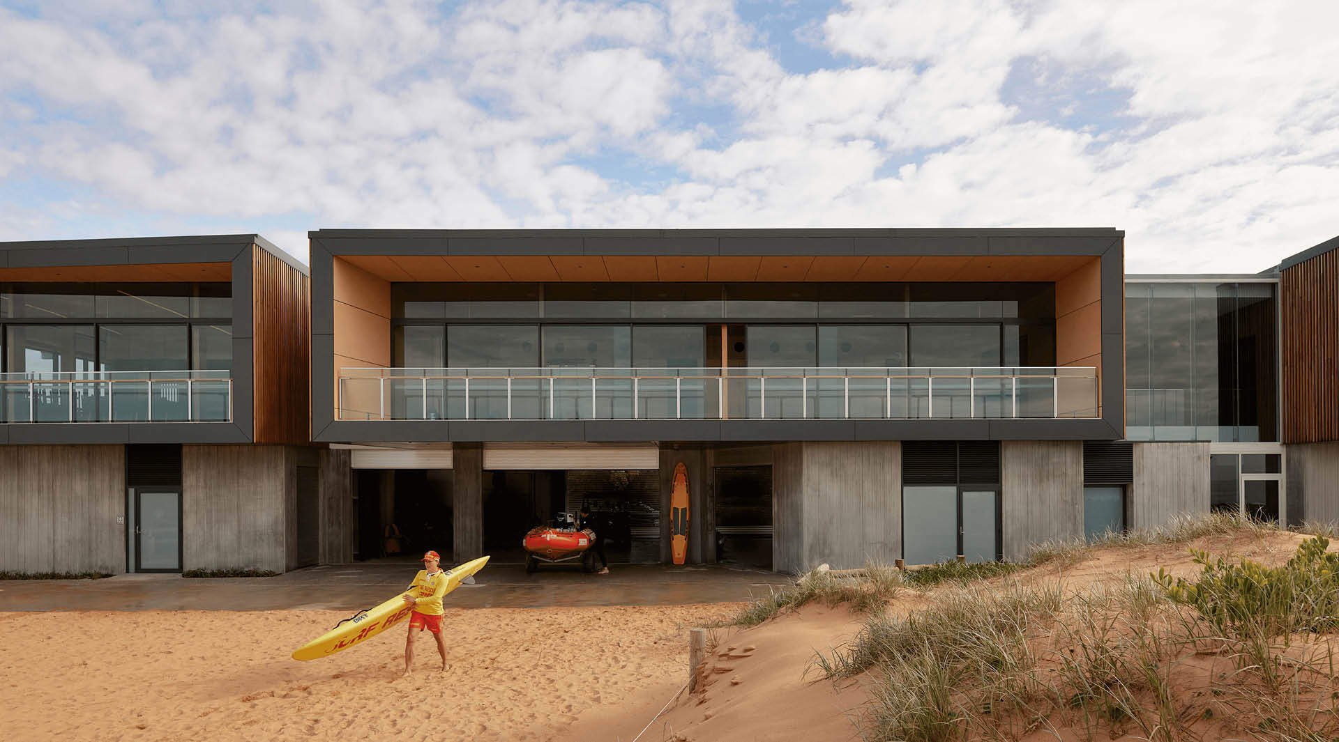 mona-vale-surf-life-saving-club_01
