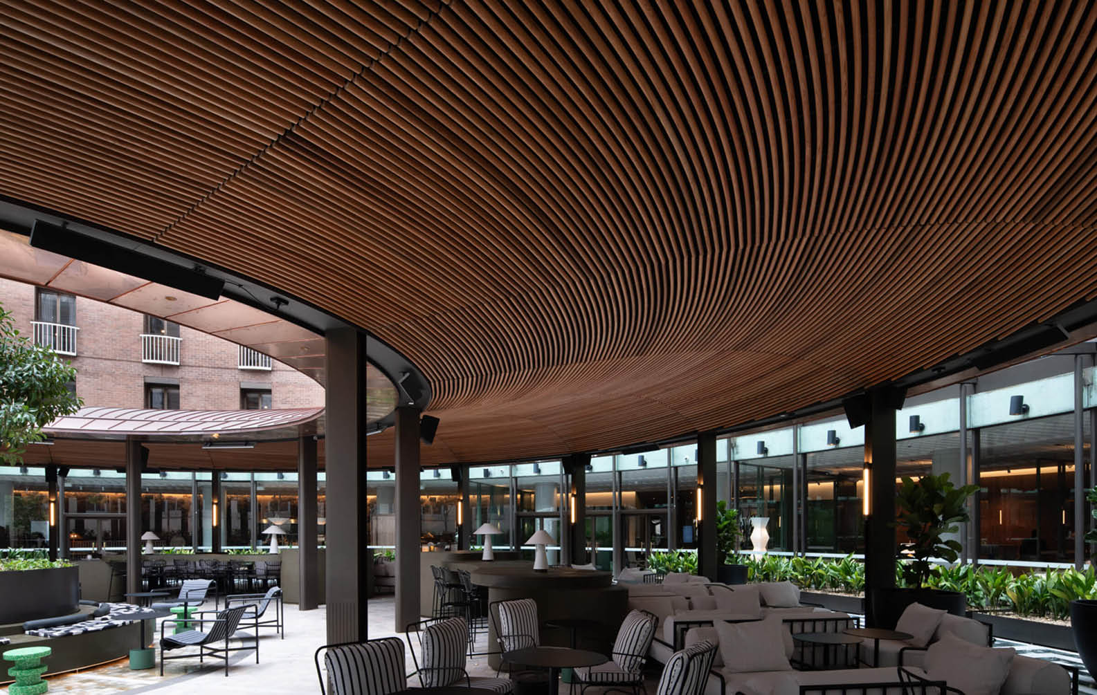 parametric-curved-timber-rooftop-canopy-sculptform_10