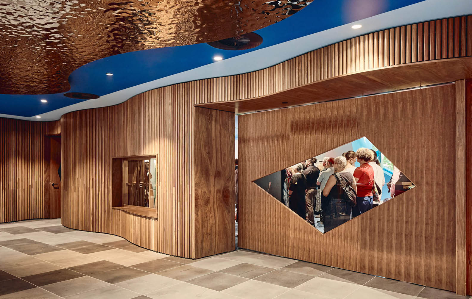 spotted-gum-battens-at-the-koorie-heritage-trust_08