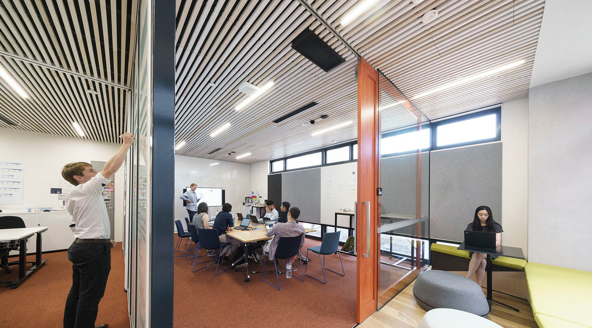 swinburne-university-of-technology-innovation-and-design-hub_01