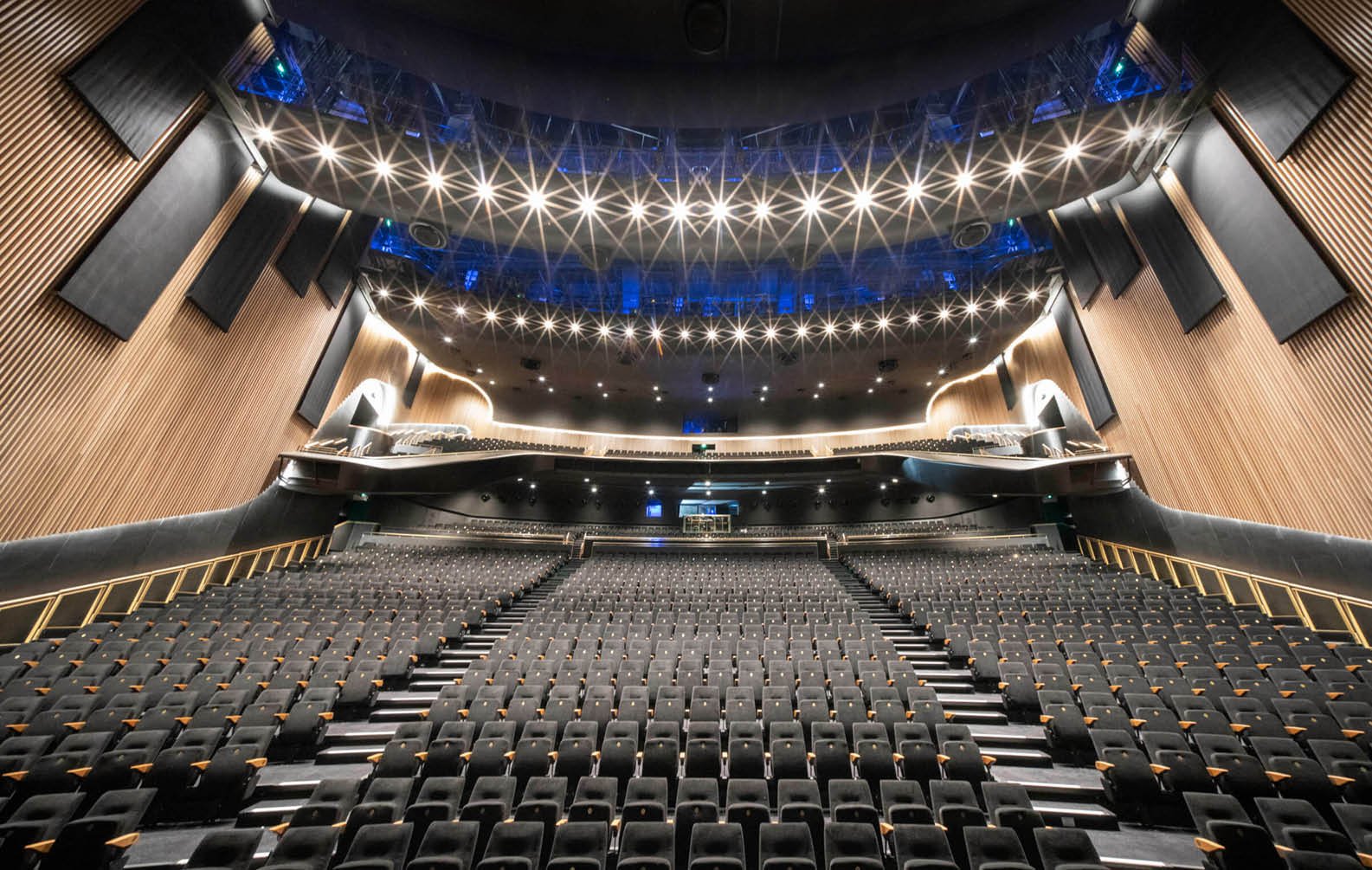 sydney-coliseum_07