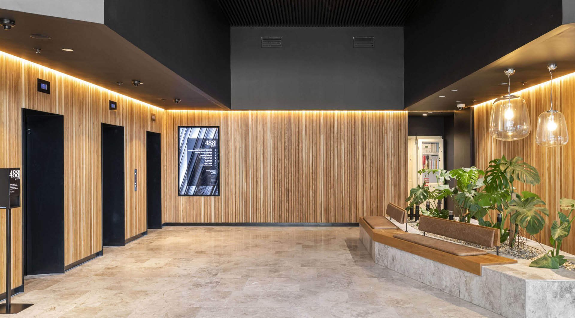 timber-feature-walls-of-488-queen-street_01