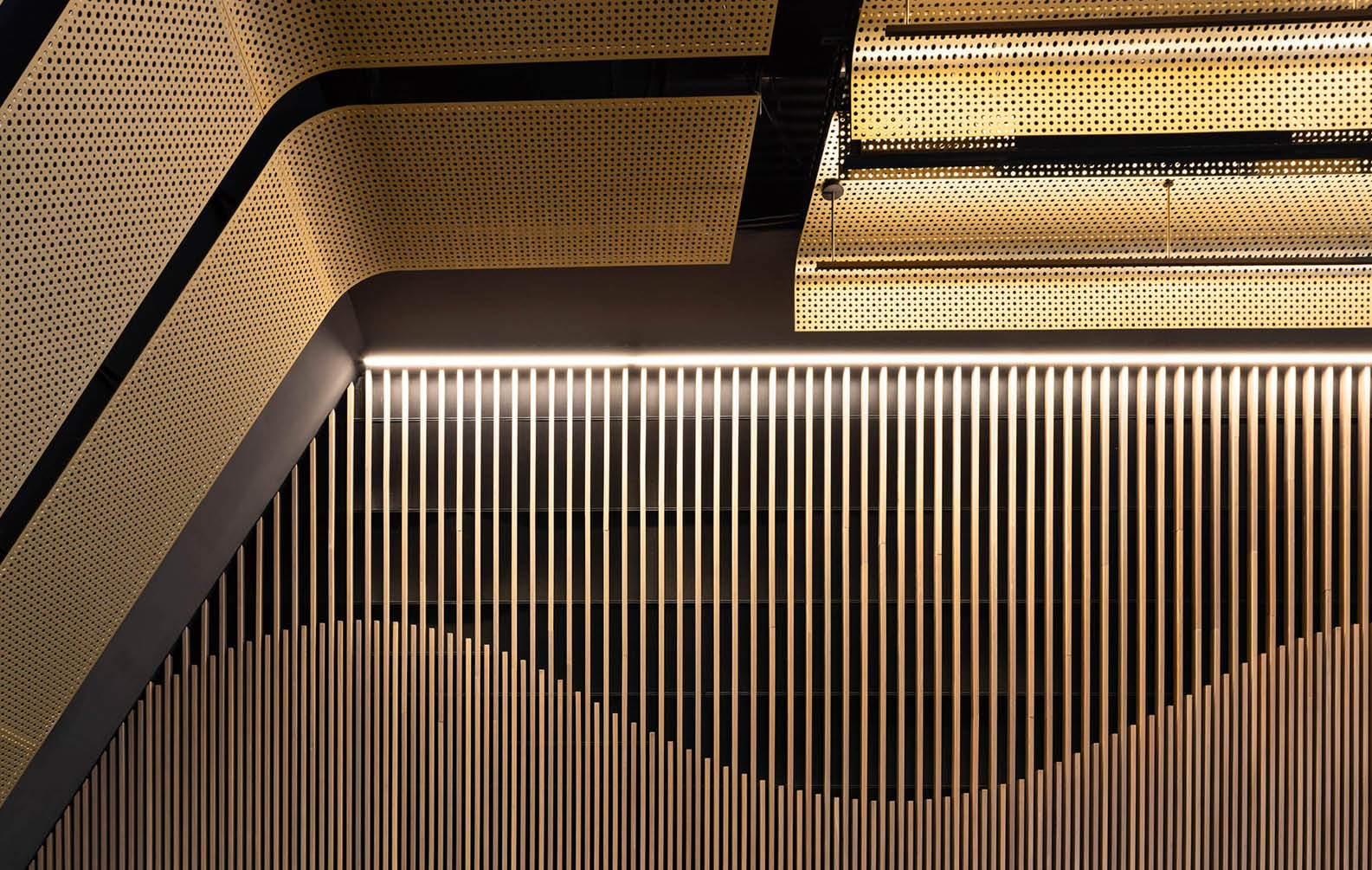 unique-timber-battens-at-marvel-stadium_08